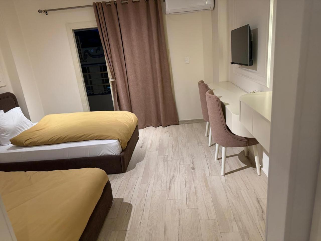 Downtown Calma Hotel 3*