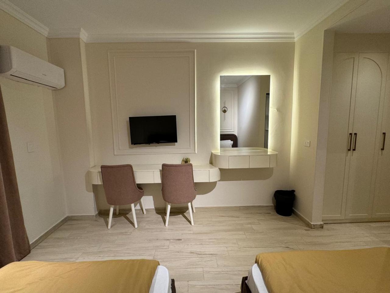 Hotel Downtown Calma 3*