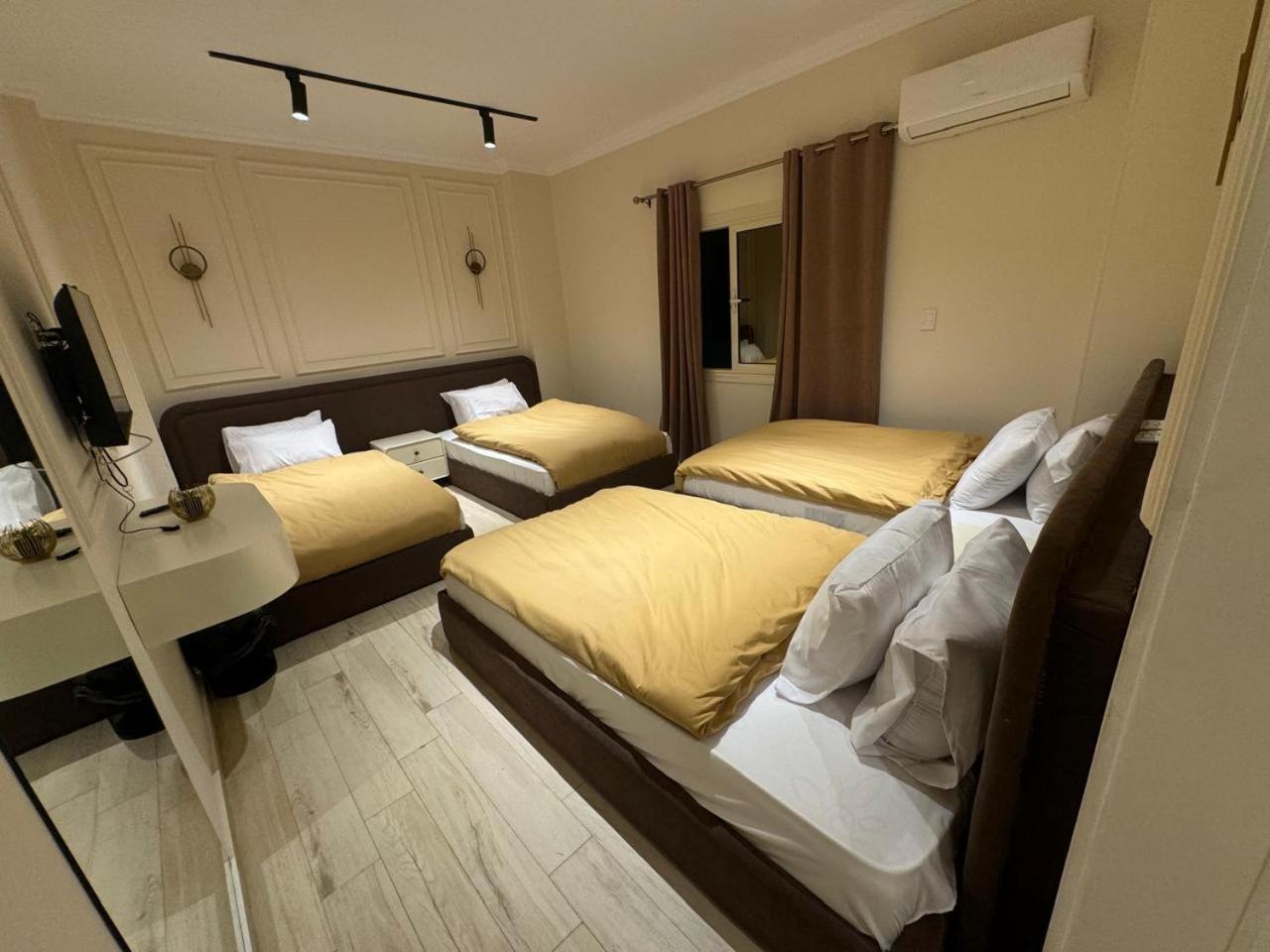 Hotel Downtown Calma 3*